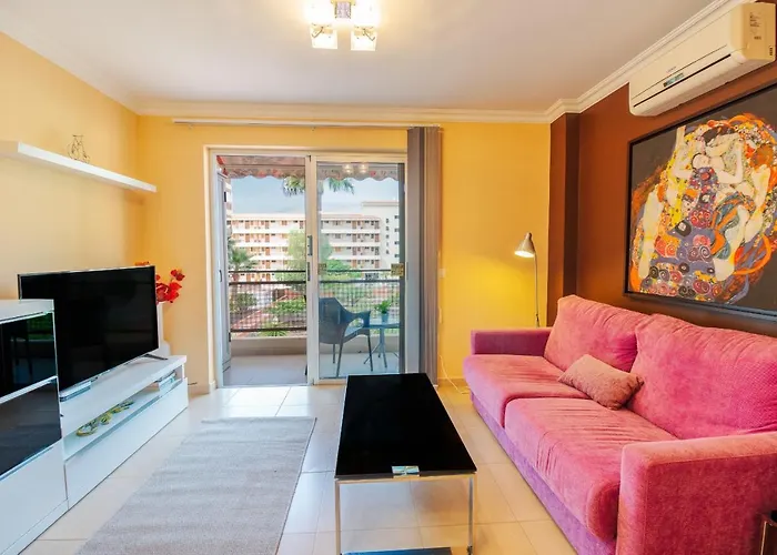 Sunny Cris Sol Arona